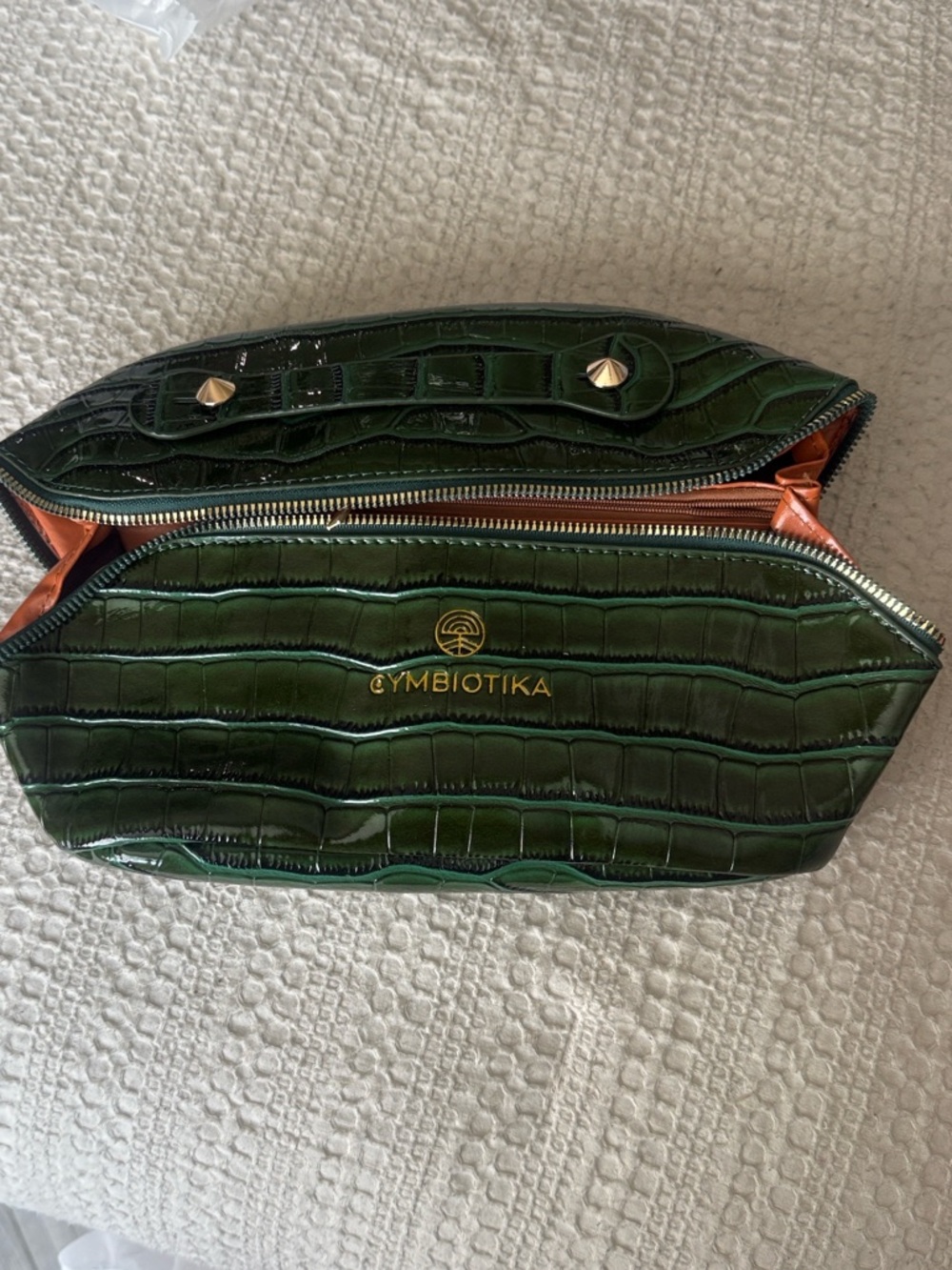 Cymbiotika Green Crocodile-Embossed Women's Makeup Bag
